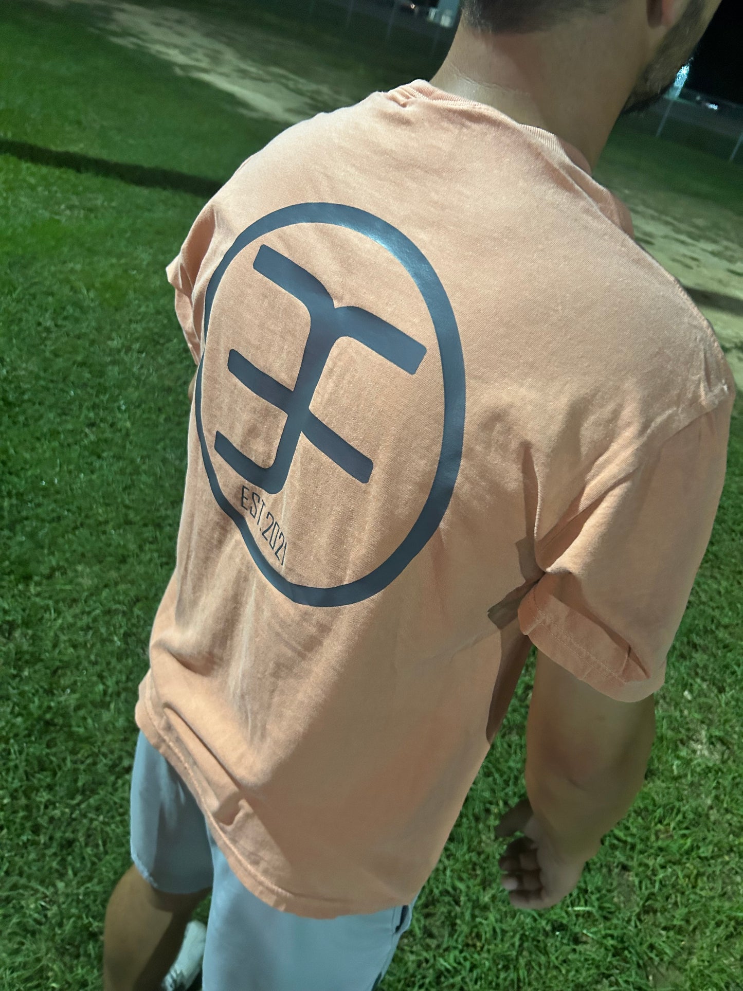 RUST EF POCKET TEE