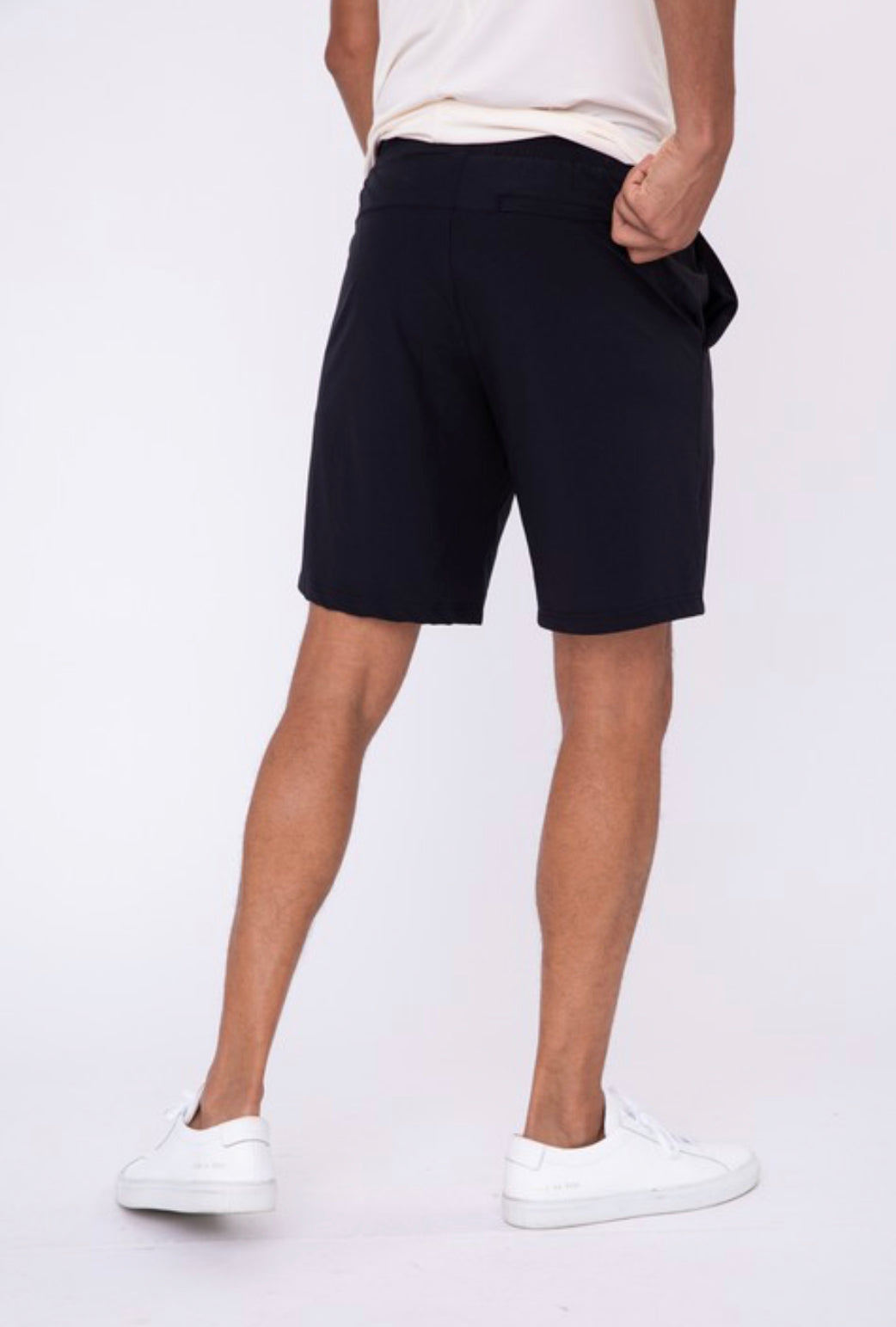 MEN’S ATHLETIC SHORTS (BLACK)