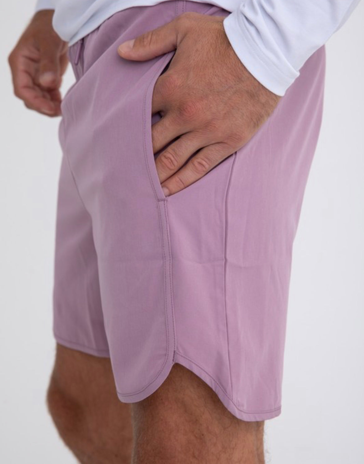 MEN’S ATHLETIC SHORTS (Dusty Grape)